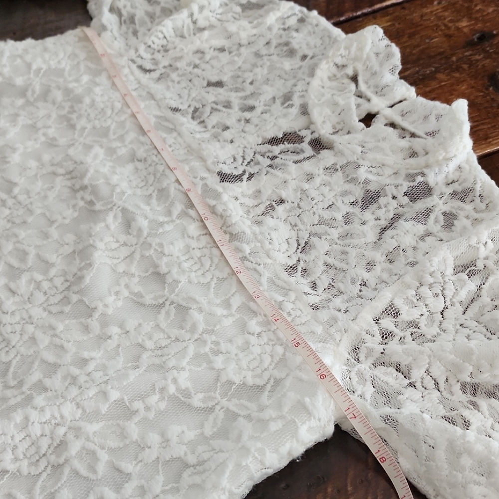 Abercrombie & Fitch Cream Lace Blouse - Picture 4 of 6